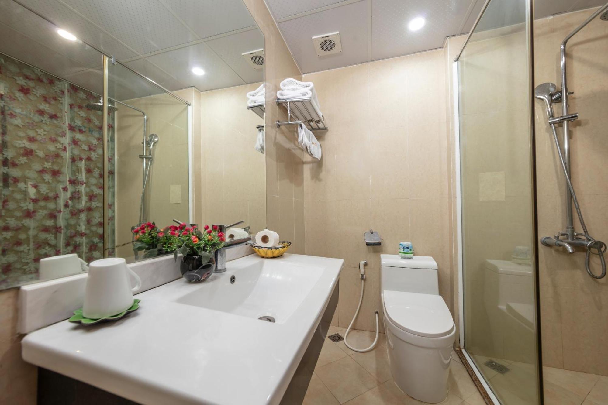 Millennium Khách sạn 3*